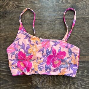 Old navy swim top- size medium